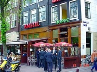 "Hoppe", die Instition. Am "Spui"